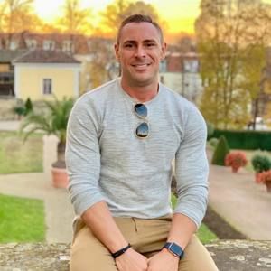 Meet your Posher, Eric